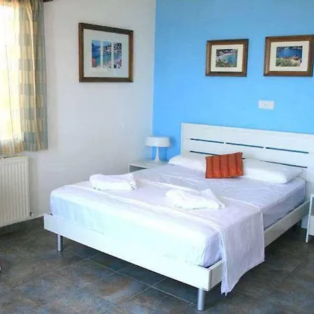 Blue Coral 3*