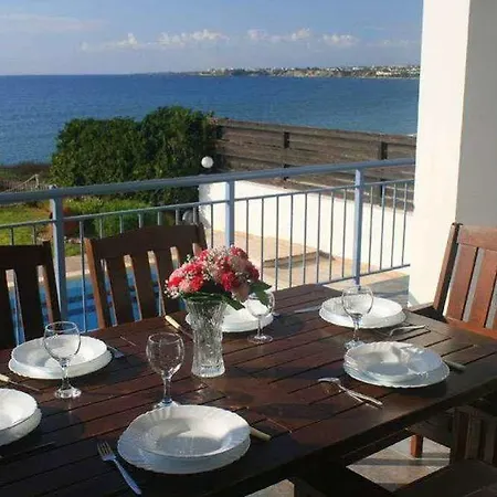 Blue Coral 3* Paphos