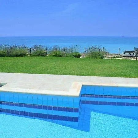 Hotel Blue Coral Paphos