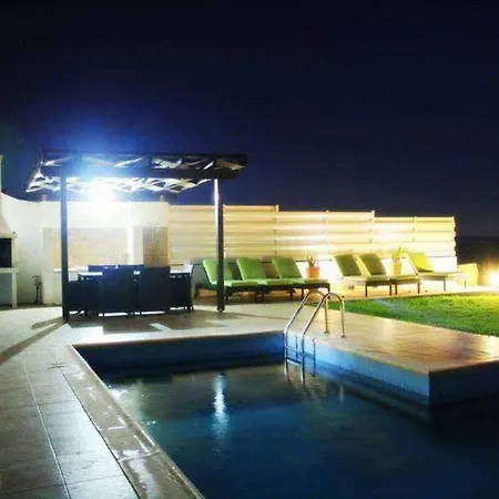 Hotel Blue Coral
